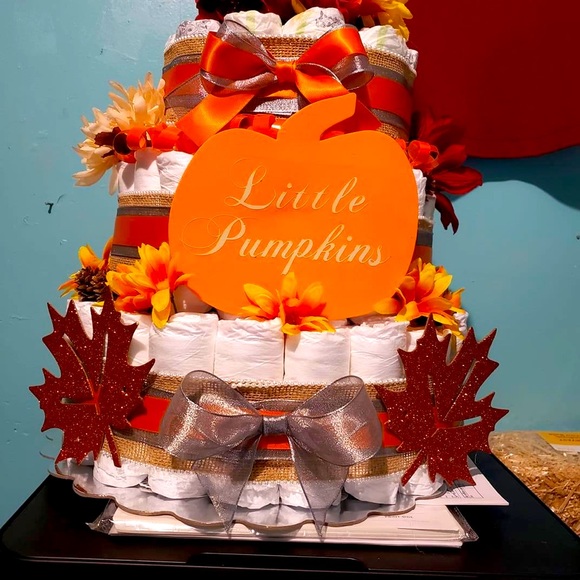 Diaper cakes
